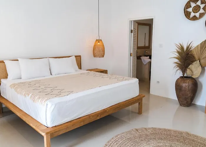 Diola 3 Villa Canggu (Bali)